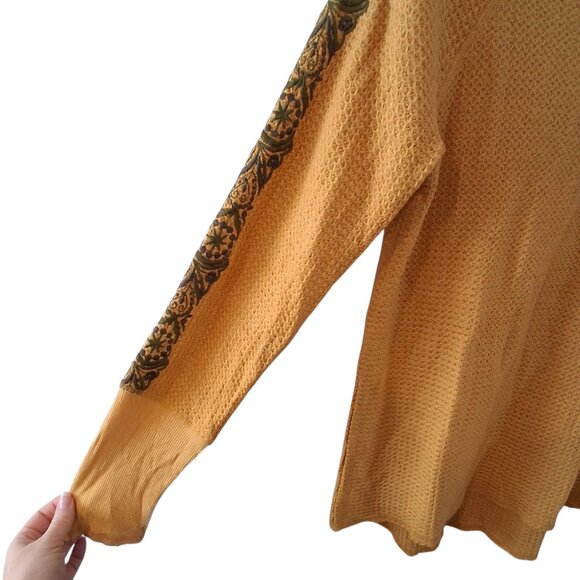 Sundance Catalog top womens size Small thermal embroidered boho mustard gold - Picture 5 of 6